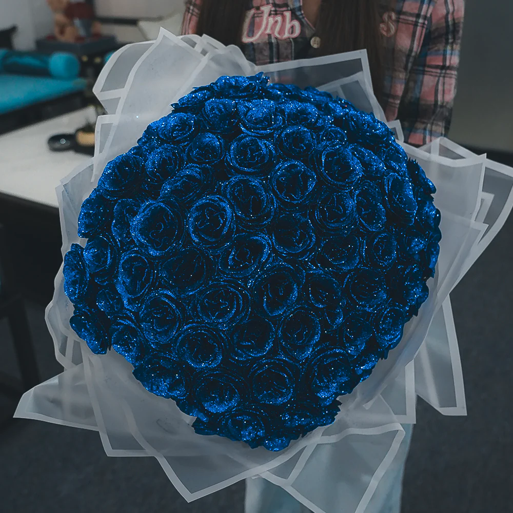 Glitter Rose Bouquet - Image 8