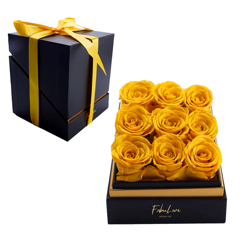 Grand Eternal Rose Present Bouquet - Image 3