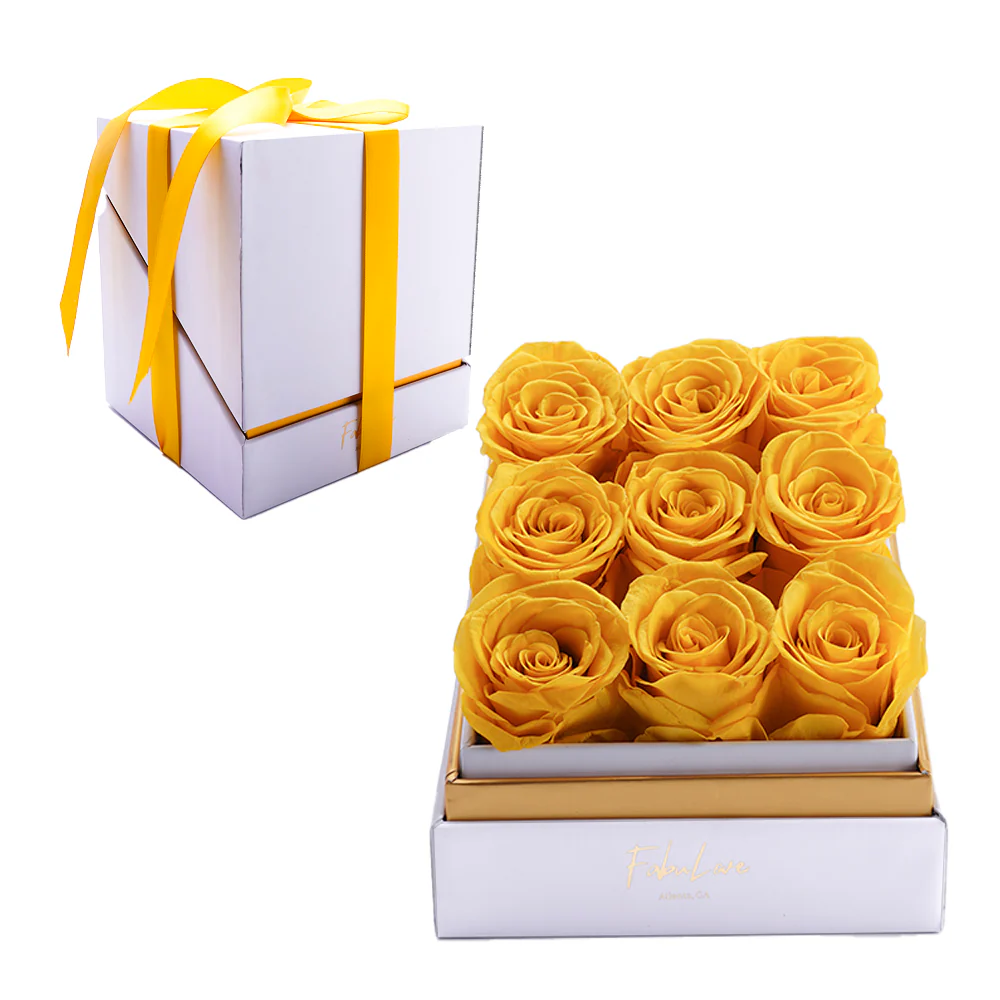 Grand Eternal Rose Present Bouquet - Image 4