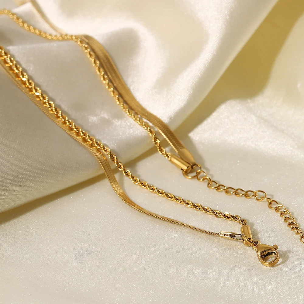 LuxeGlow Necklace - Image 4