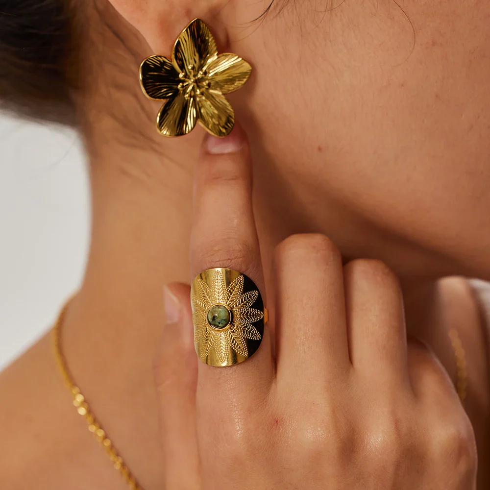 StellarSpark Earring - Image 6