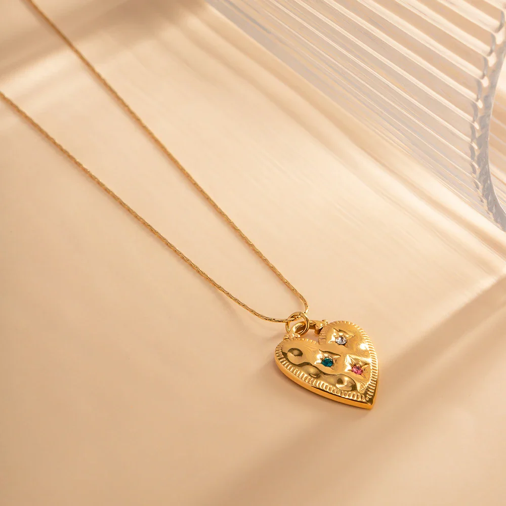 VelourChoker Necklace - Image 5
